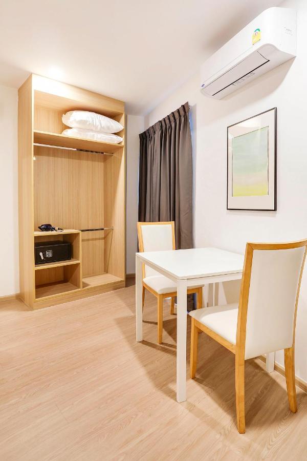 Takka Hotel Ban Khlong Nang Li Exteriör bild